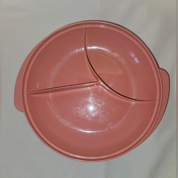 Vintage Tupperware #2604A-2 Divided Reheatable Divided Dish With Lid Pink - Picture 3 of 5